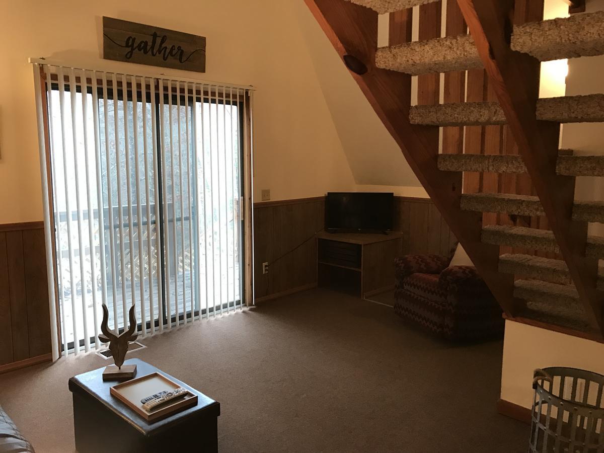 Norfork Lake Ozark Mountain Lodge Gamaliel Екстер'єр фото